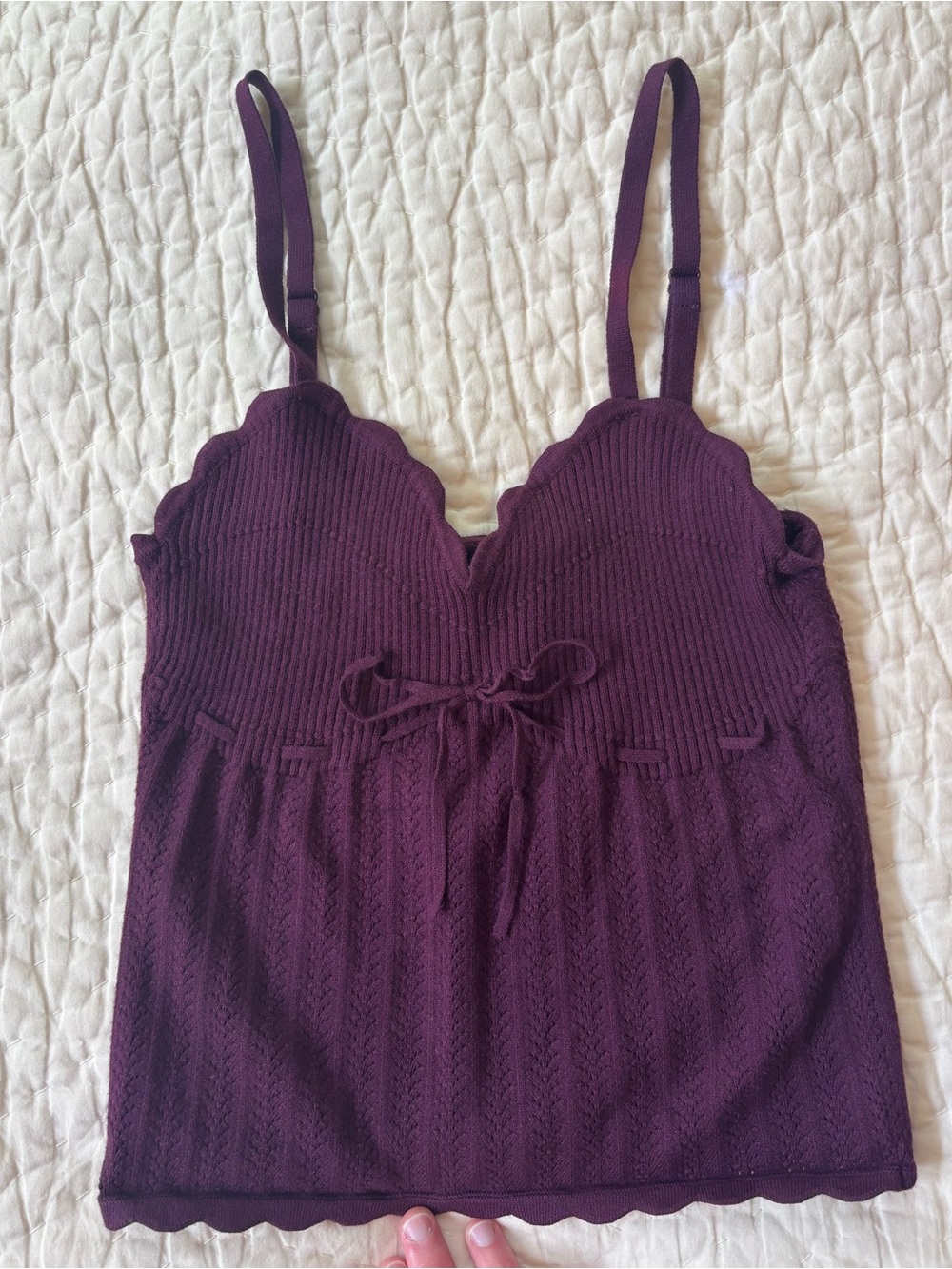 Aritzia Women's Scallop-Edge Knit Cami Tank - Plum
